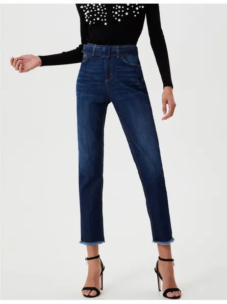 Jean Cute avec ceinture Liu Jo