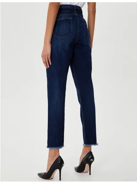 Jean Cute avec ceinture Liu Jo